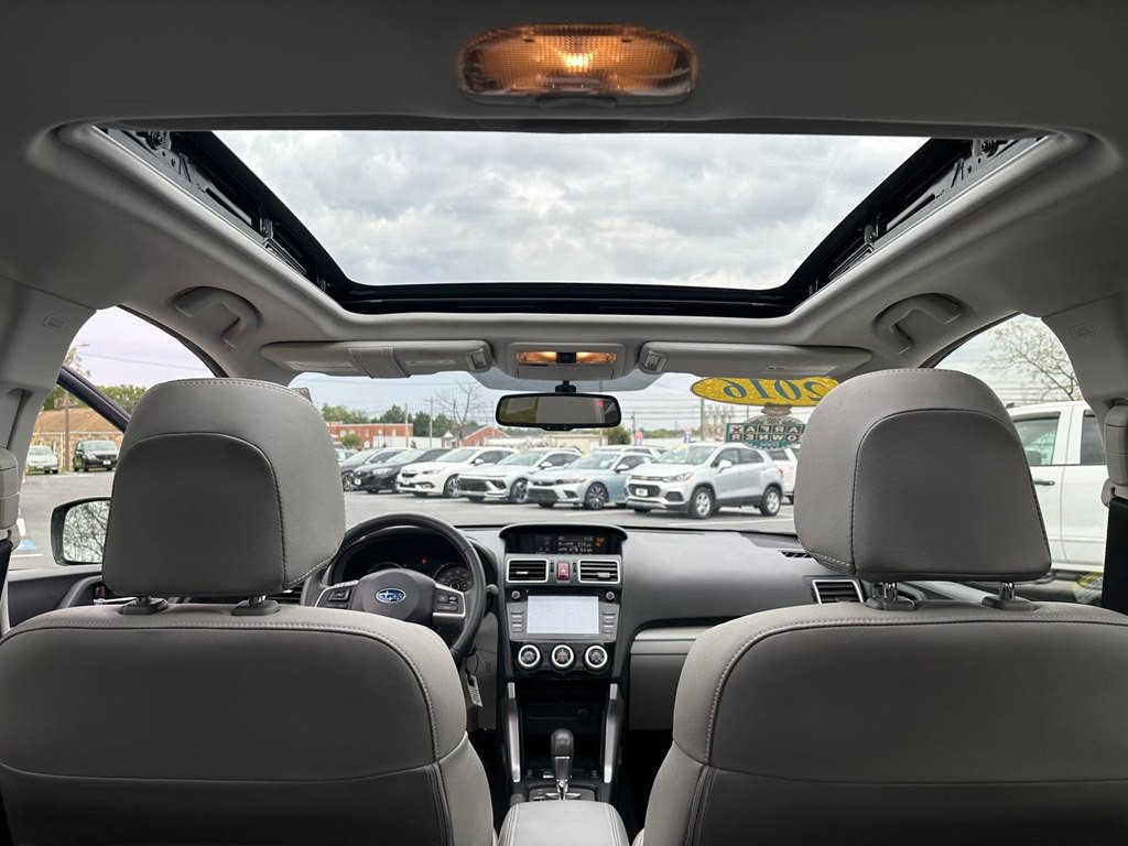 2016 Subaru Forester Image 38