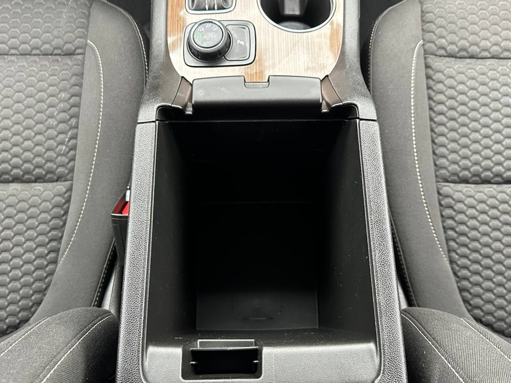 2019 GMC Acadia Image 32