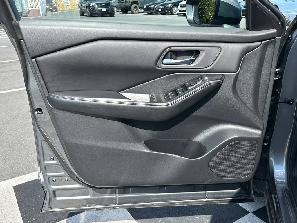 2024 Nissan Rogue Image 15
