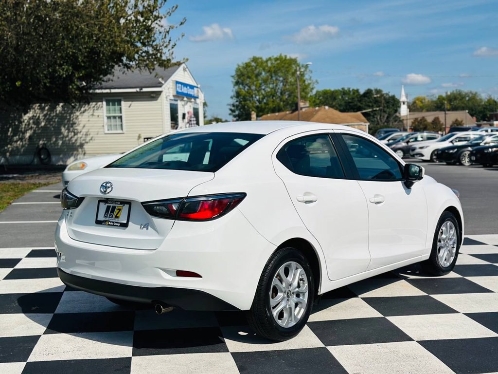 2018 Toyota Yaris Image 5