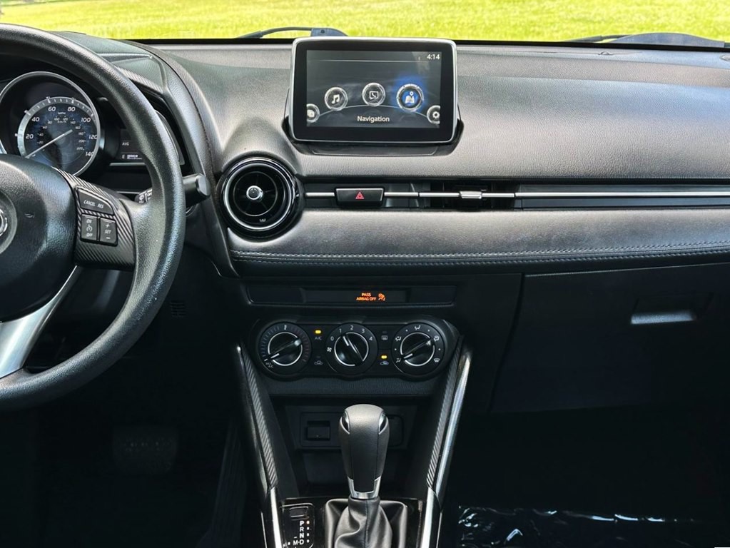 2018 Toyota Yaris Image 23