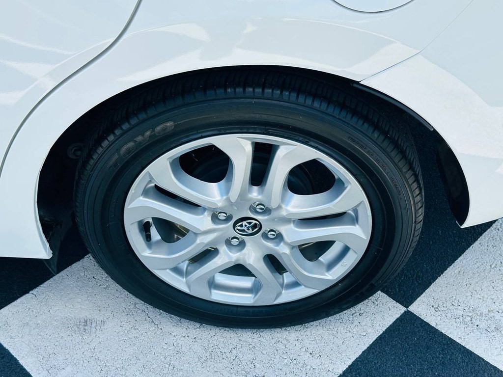 2018 Toyota Yaris Image 42