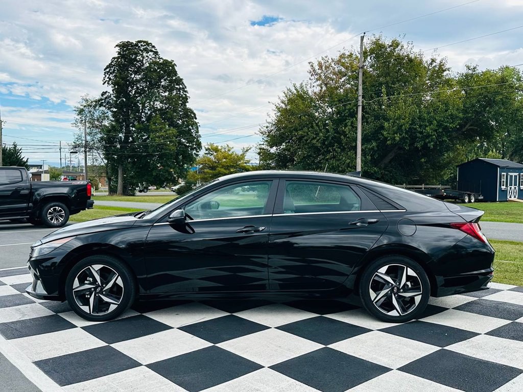 2023 Hyundai Elantra Image 9