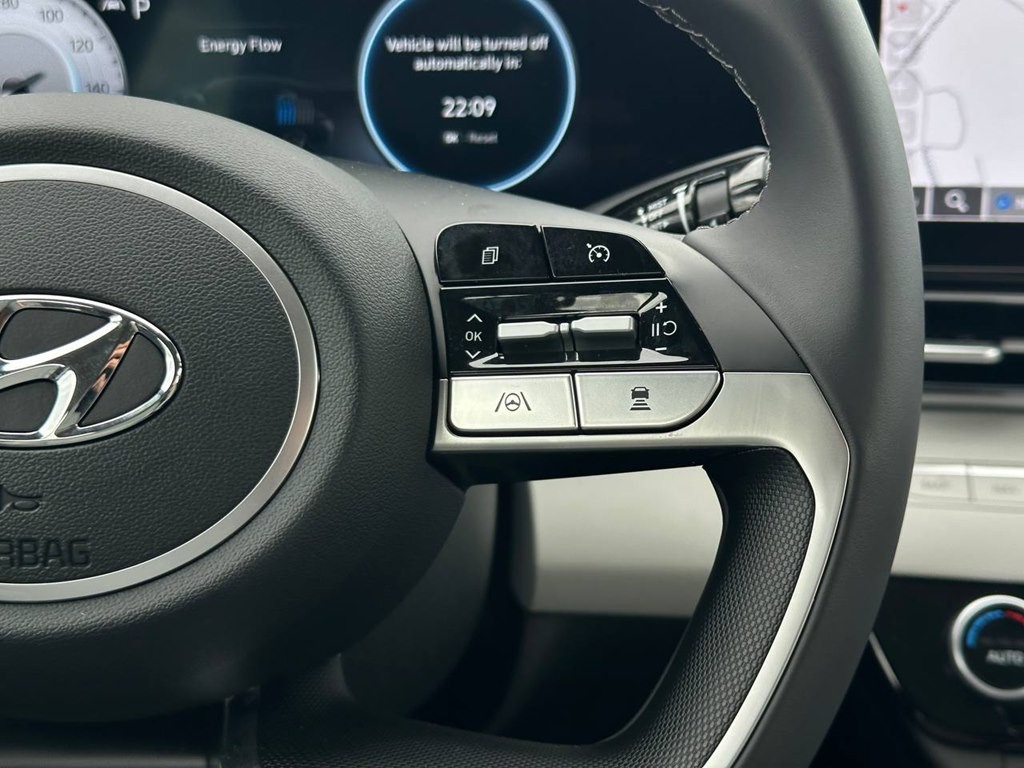 2023 Hyundai Elantra Image 22