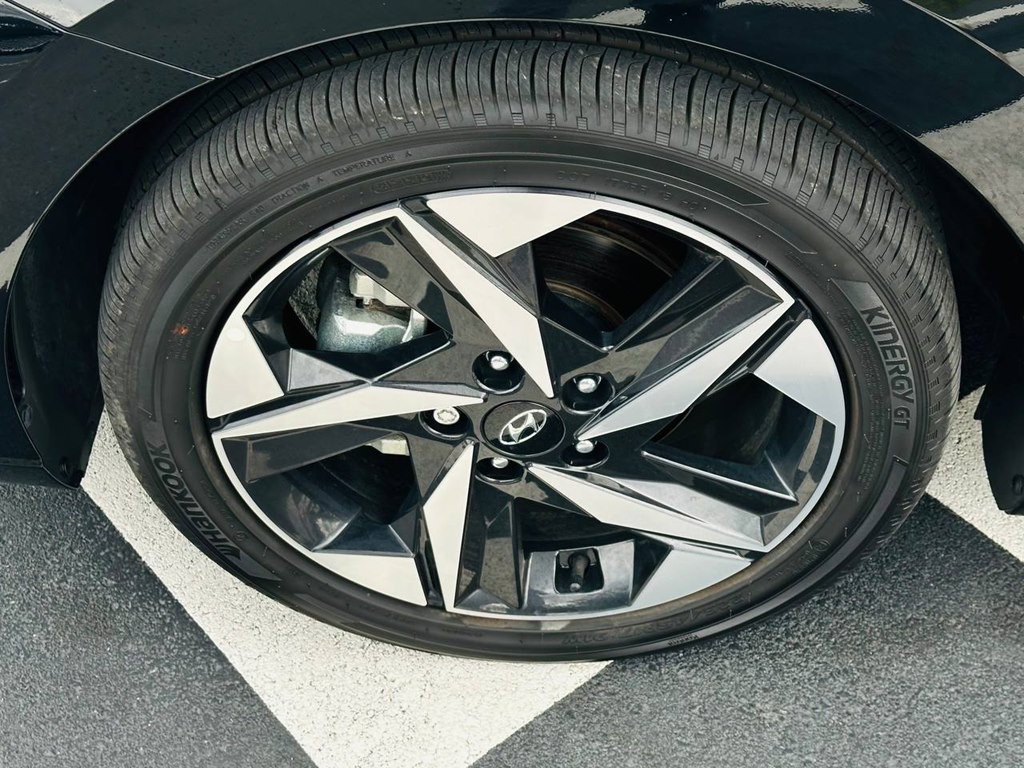 2023 Hyundai Elantra Image 46