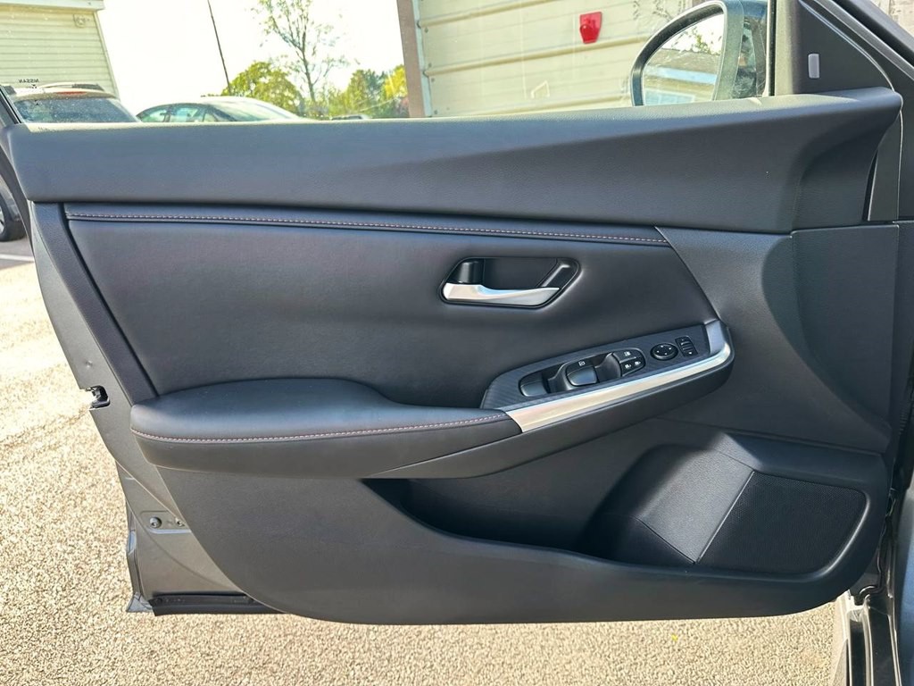 2022 Nissan Sentra Image 16