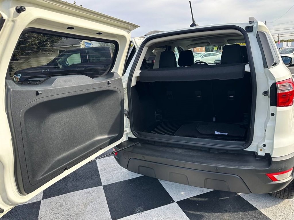 2020 Ford Econoline Image 42