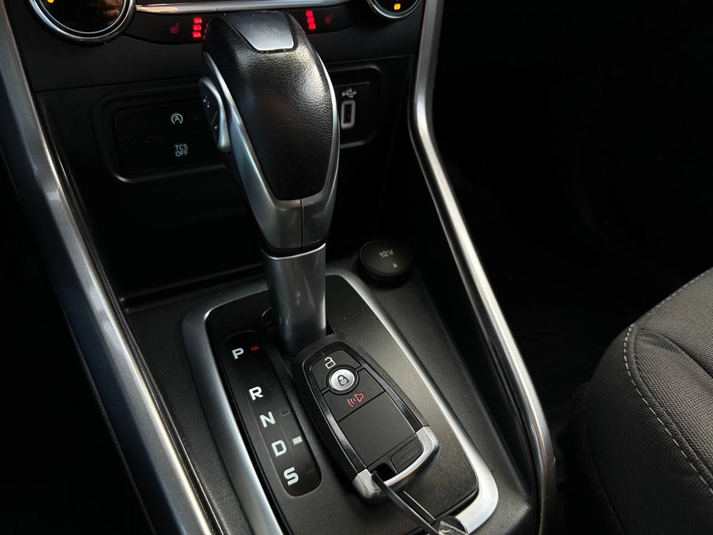 2020 Ford Econoline Image 45