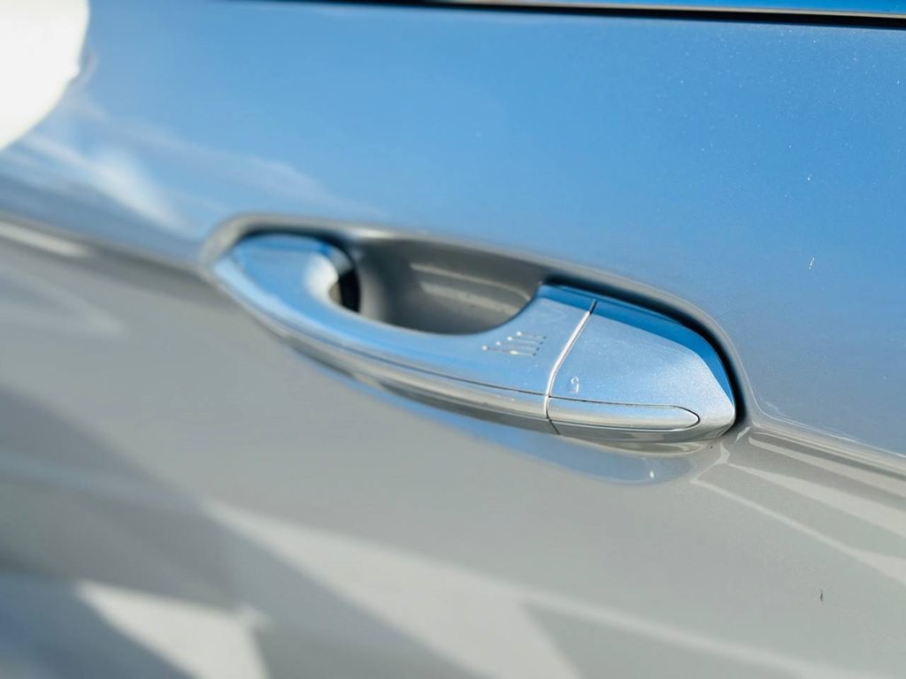 2017 Ford Edge Image 13