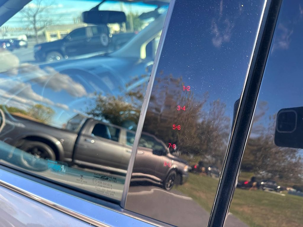 2017 Ford Edge Image 18