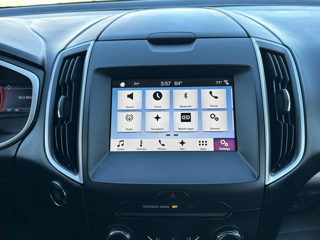 2017 Ford Edge Image 29