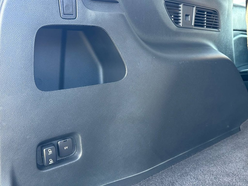 2017 Ford Edge Image 45