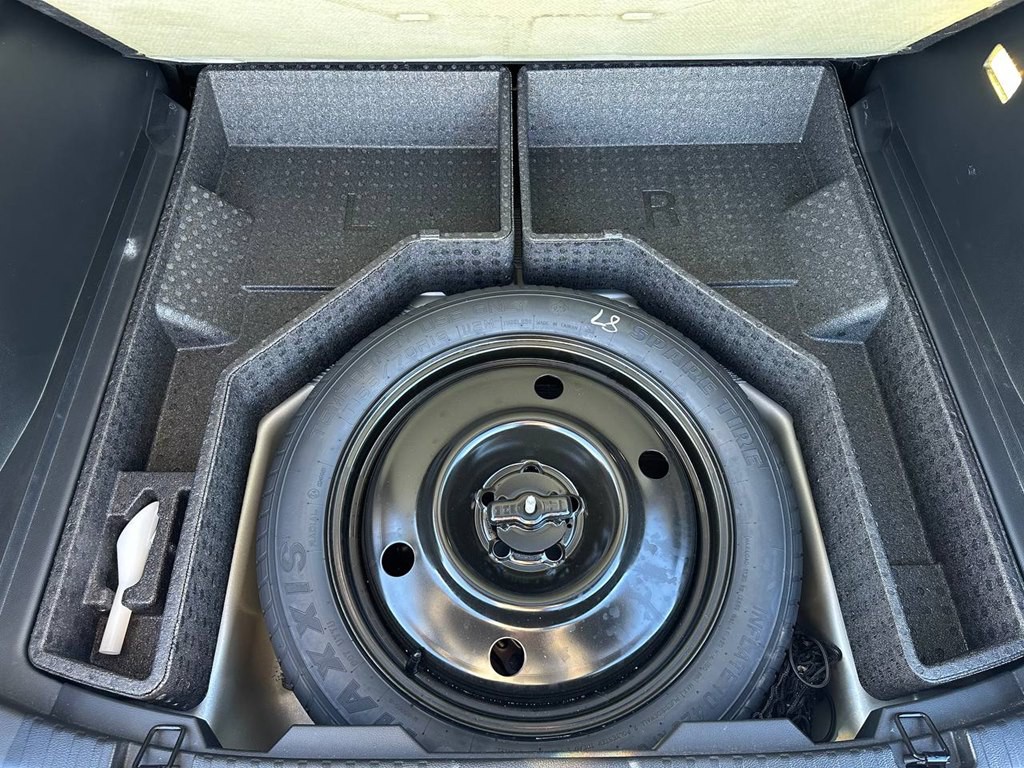 2017 Ford Edge Image 46