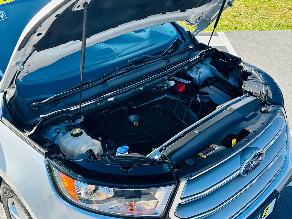 2017 Ford Edge Image 47