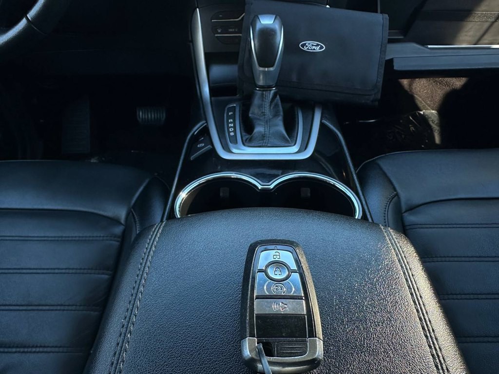 2017 Ford Edge Image 48