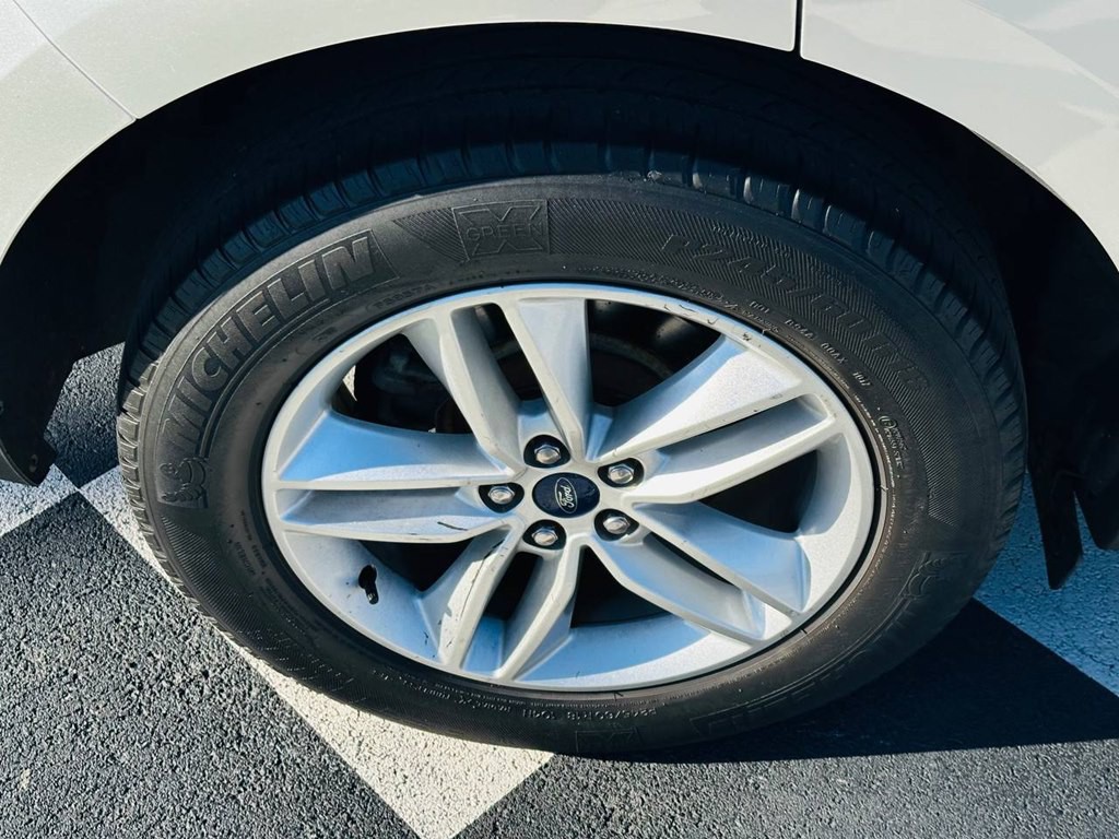 2017 Ford Edge Image 49