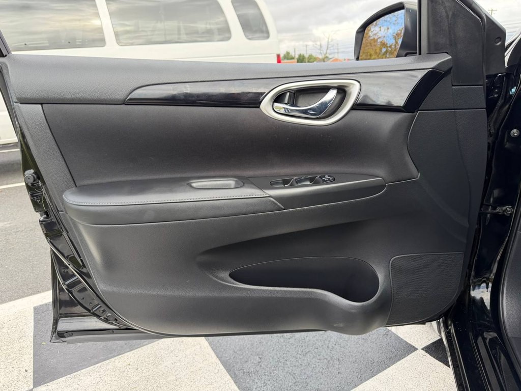 2019 Nissan Sentra Image 16