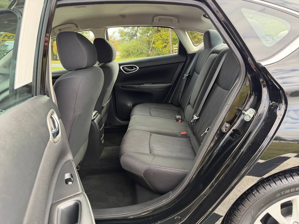 2019 Nissan Sentra Image 32