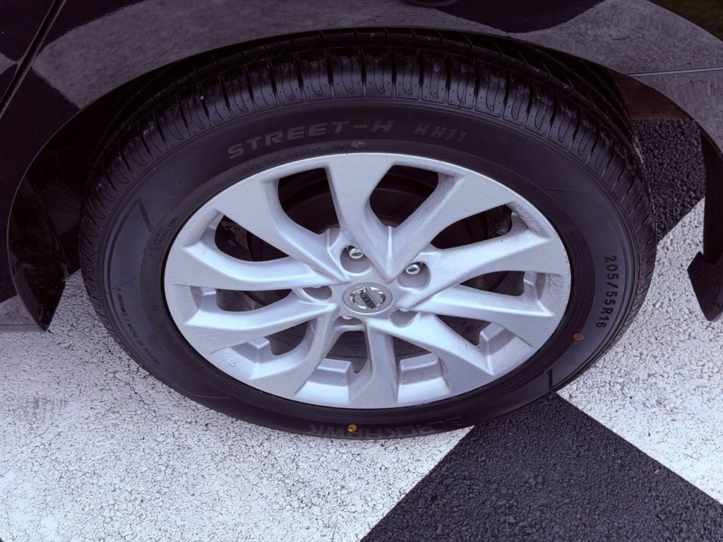 2019 Nissan Sentra Image 42