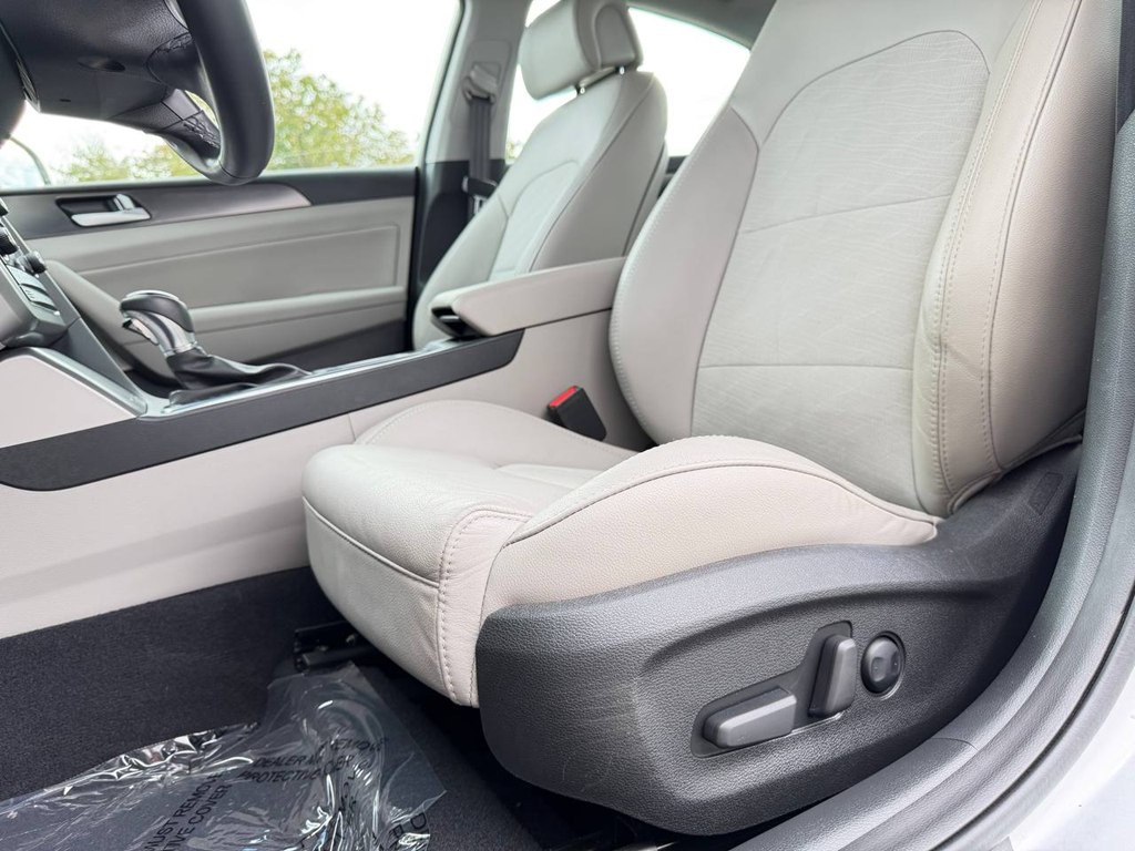 2016 Hyundai Sonata Image 19