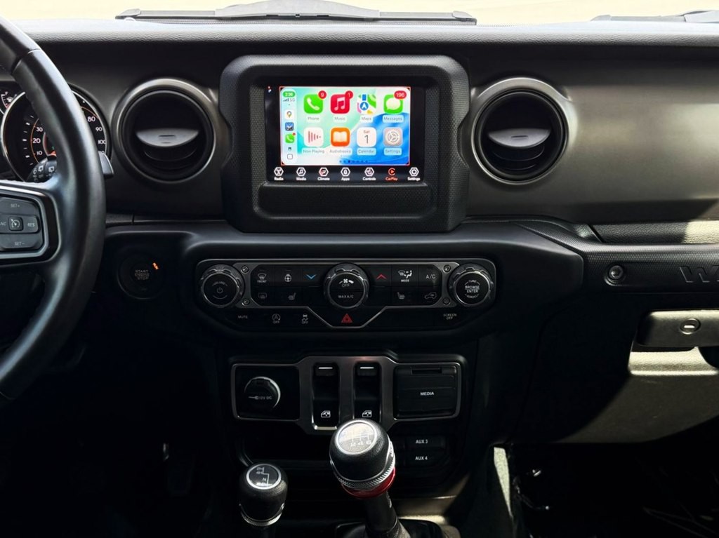 2022 Jeep Wrangler Image 27