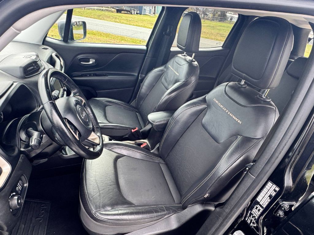 2017 Jeep Renegade Image 10