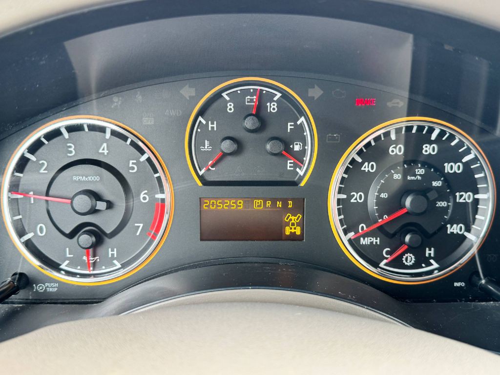 2008 Nissan Armada Image 10