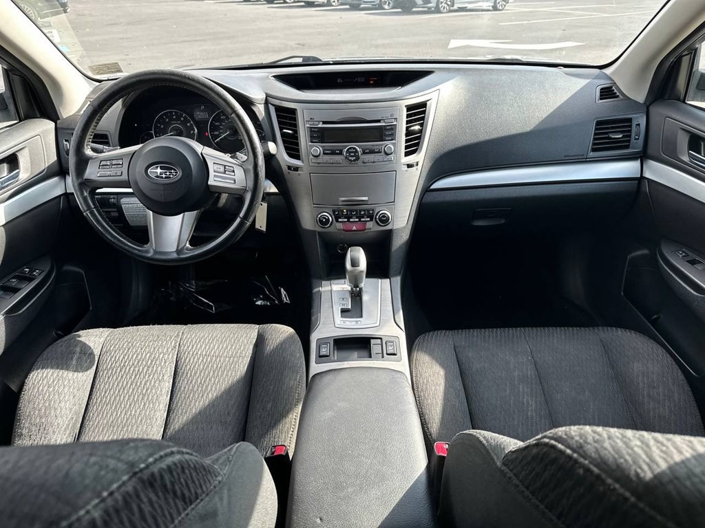 2011 Subaru Outback Image 13