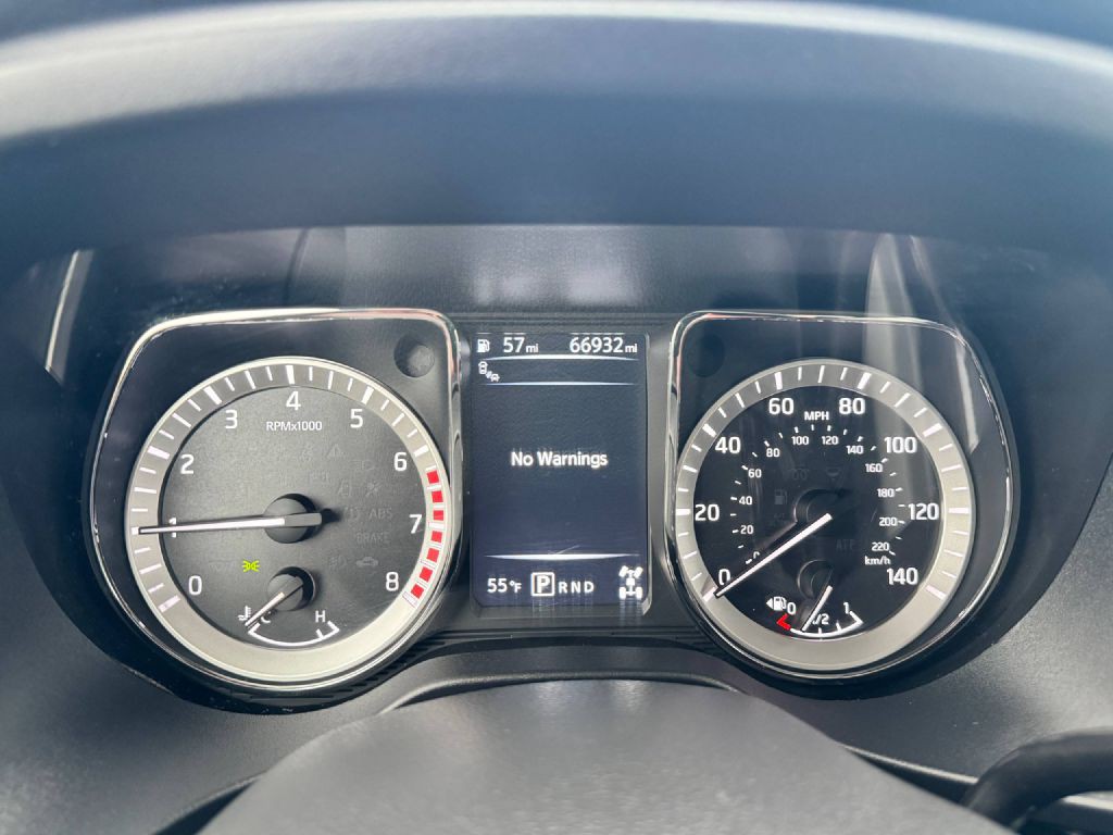 2018 Nissan Titan Image 17