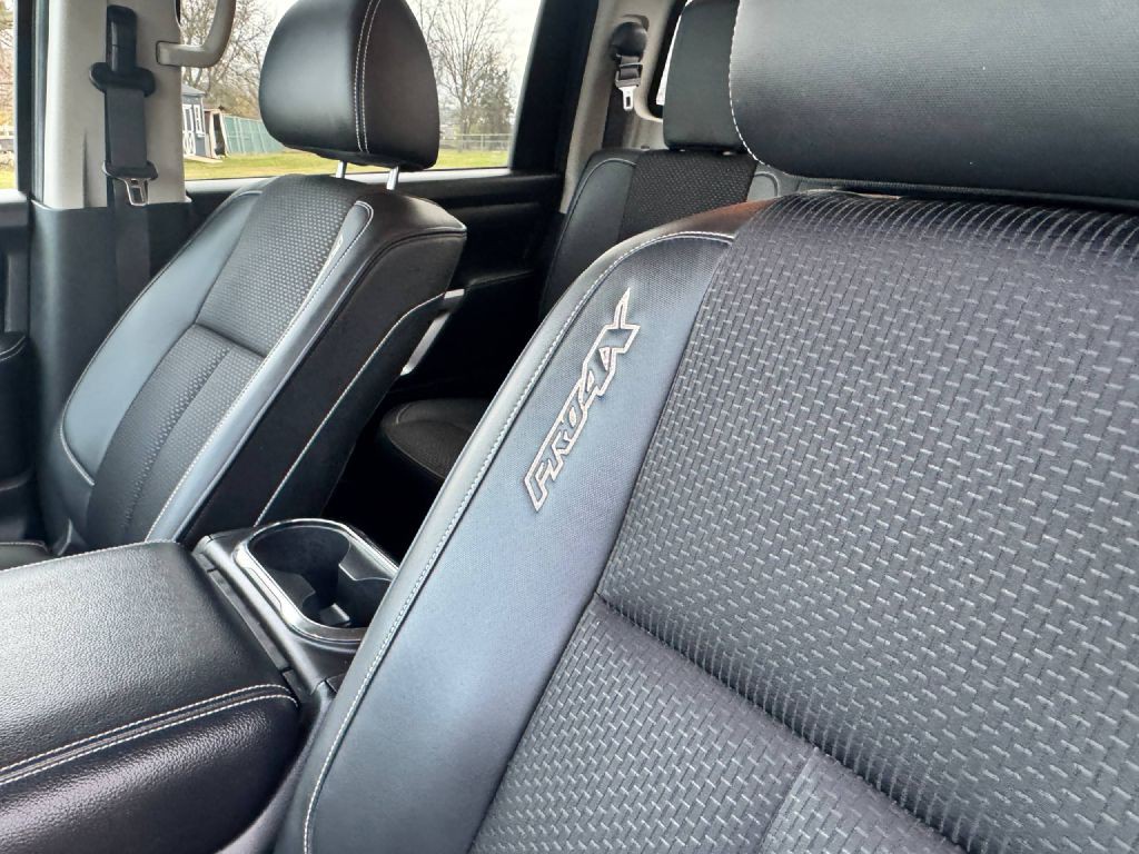 2018 Nissan Titan Image 22