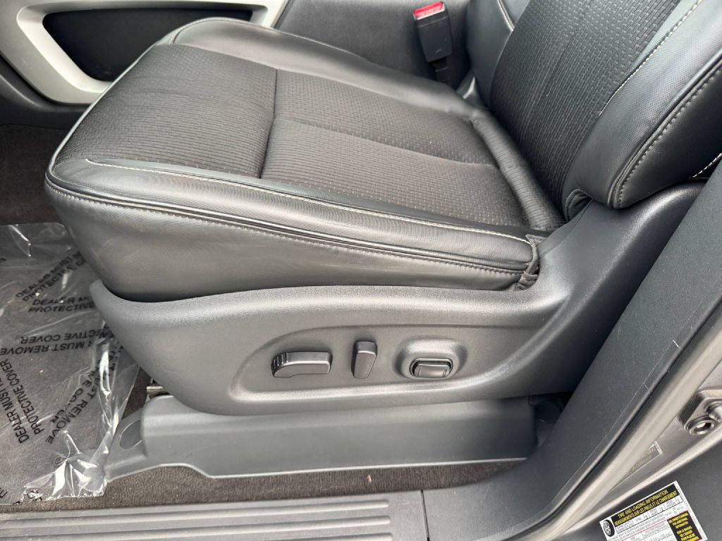 2018 Nissan Titan Image 25