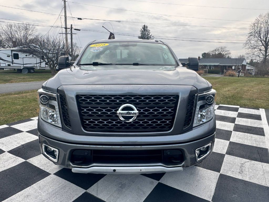 2018 Nissan Titan Image 33