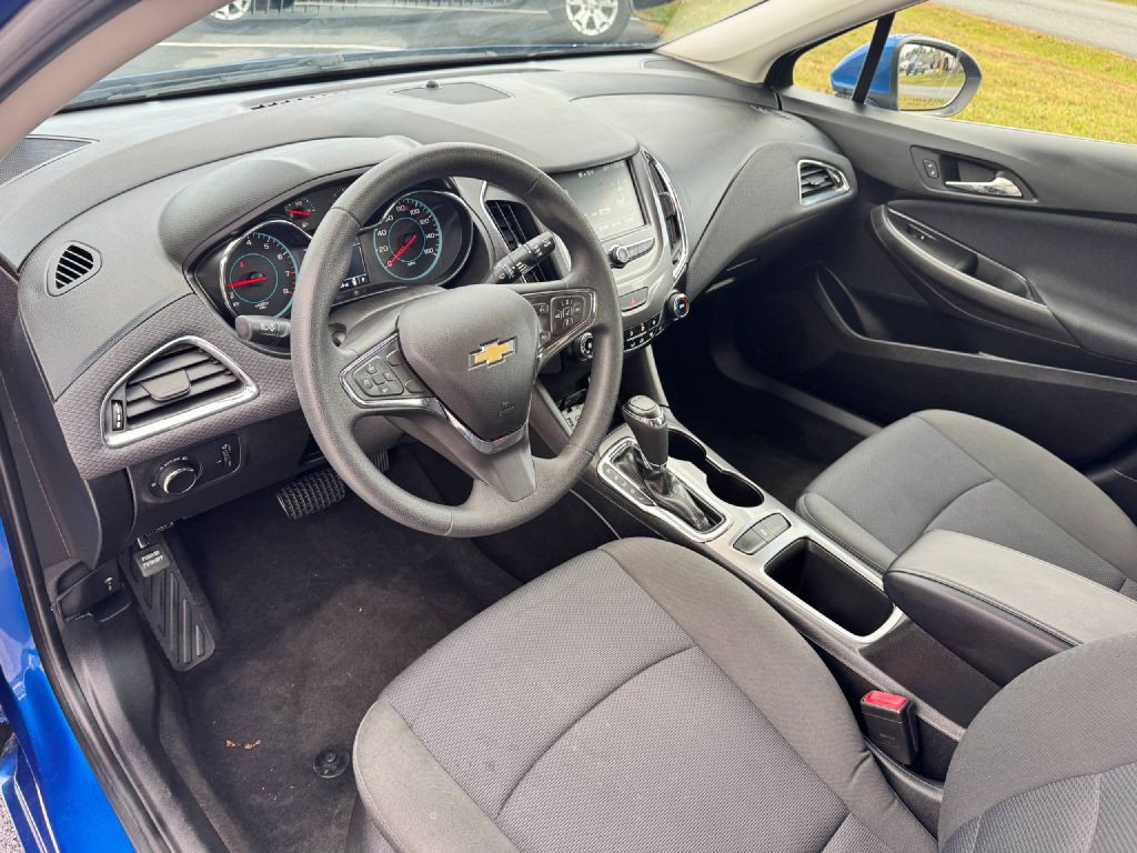2018 Chevrolet Cruze Image 11