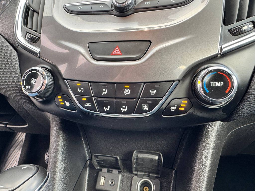 2018 Chevrolet Cruze Image 16