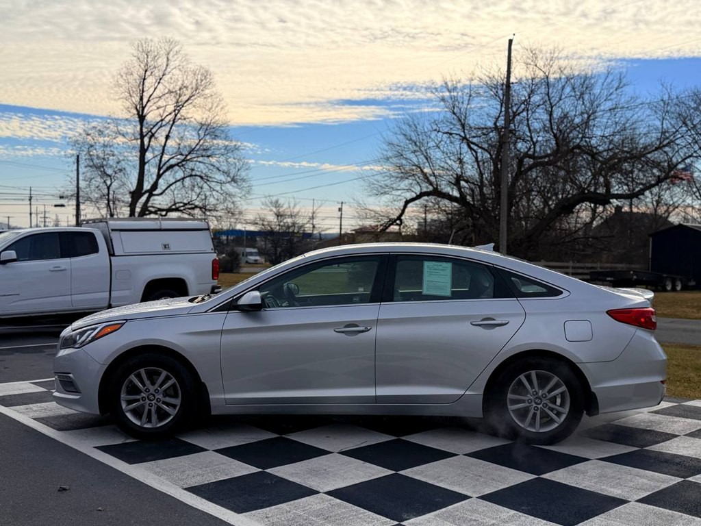 2015 Hyundai Sonata Image 9