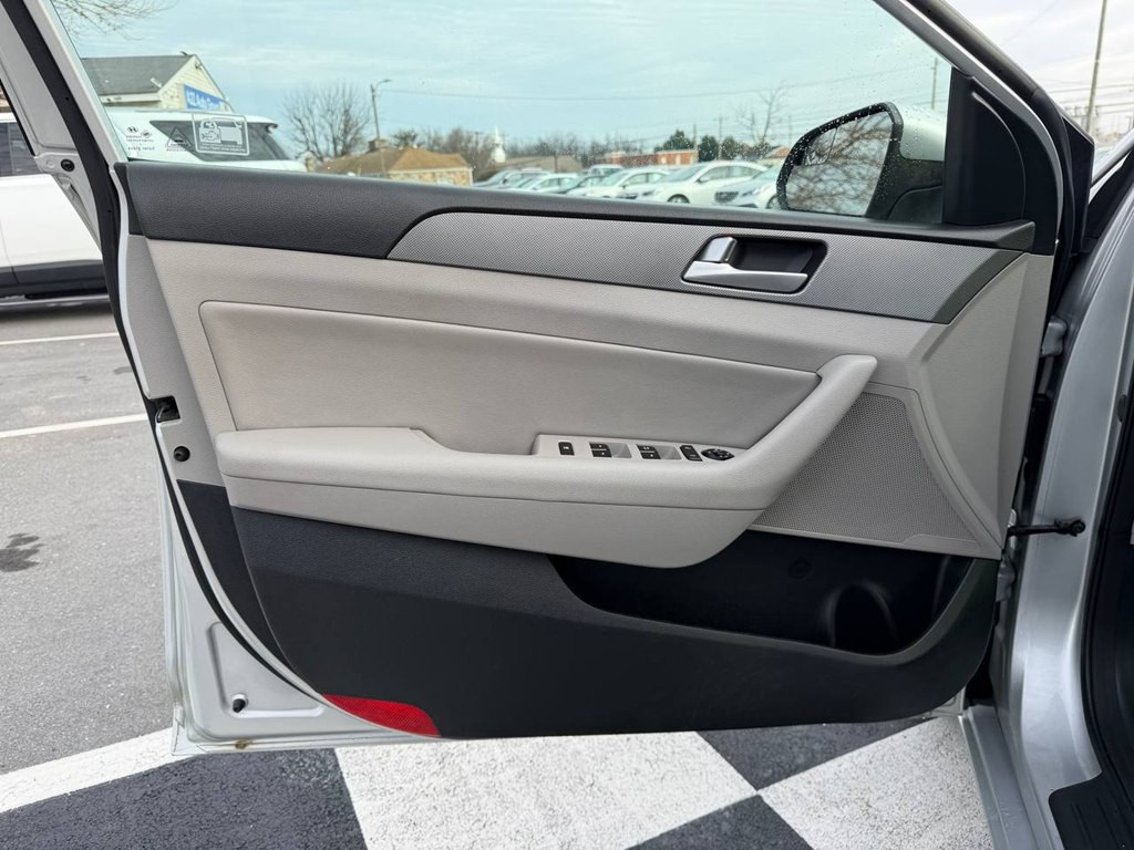 2015 Hyundai Sonata Image 13