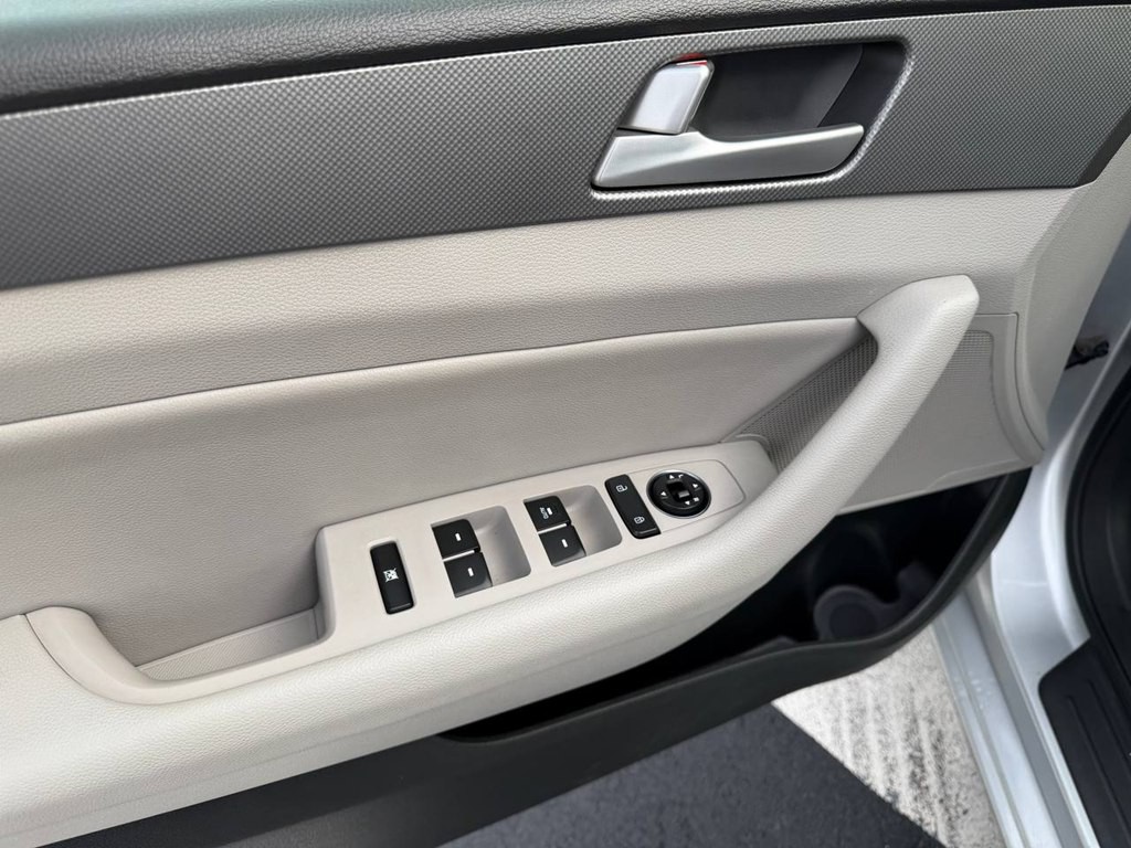 2015 Hyundai Sonata Image 14