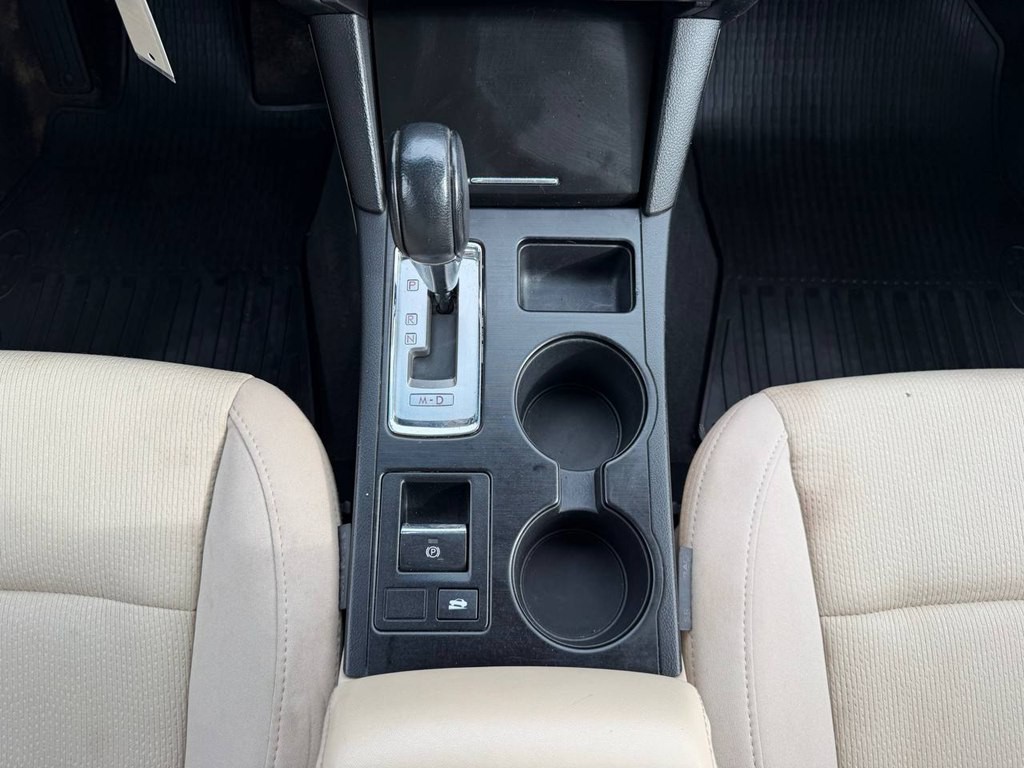 2016 Subaru Legacy Image 26