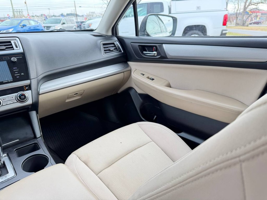 2016 Subaru Legacy Image 29