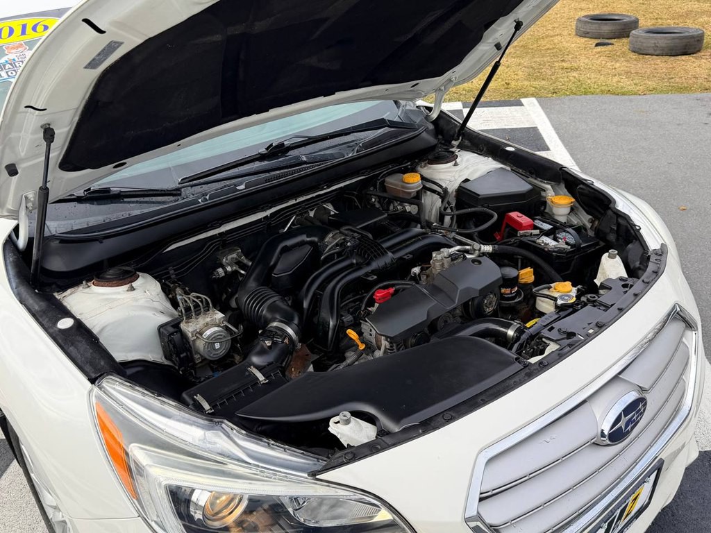 2016 Subaru Legacy Image 39