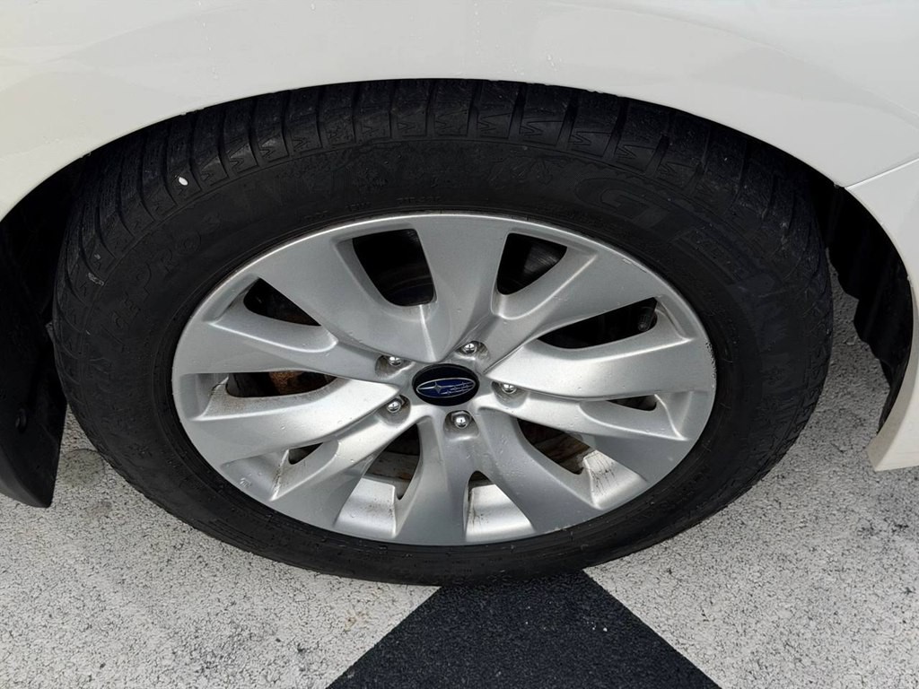 2016 Subaru Legacy Image 41