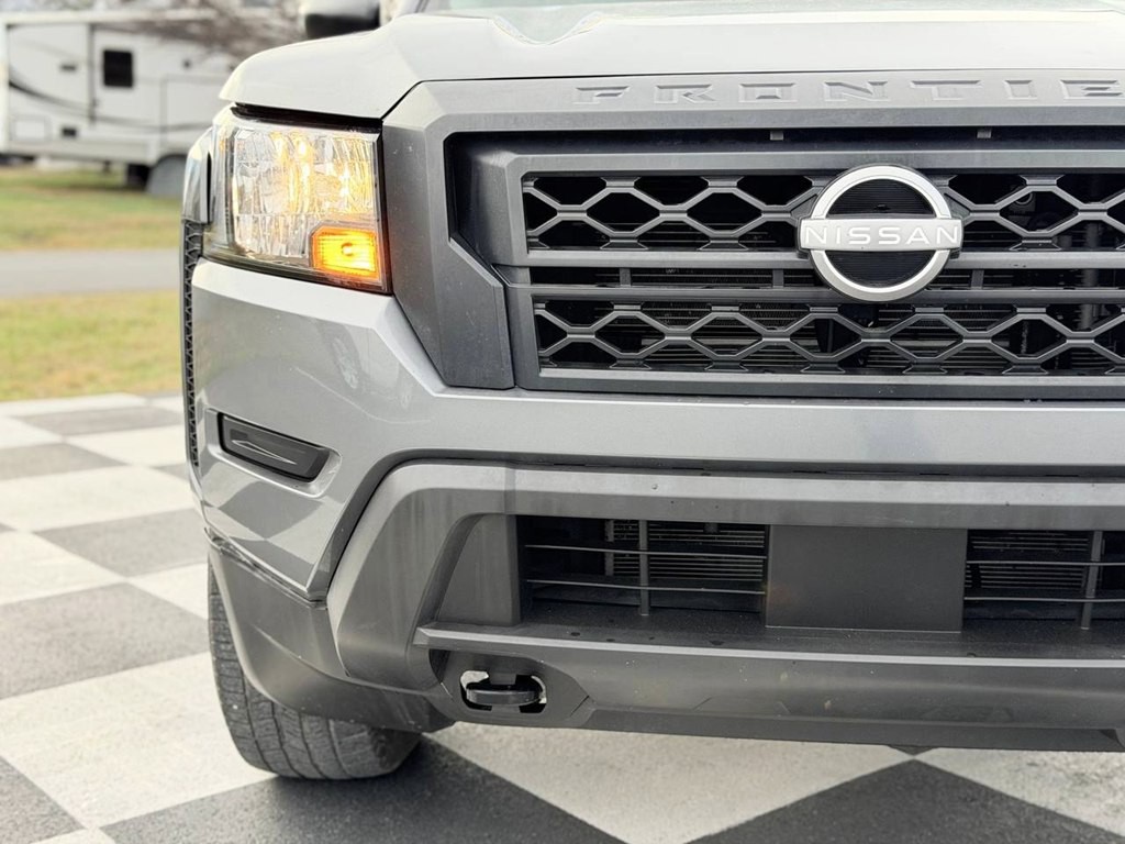 2022 Nissan Frontier Image 10