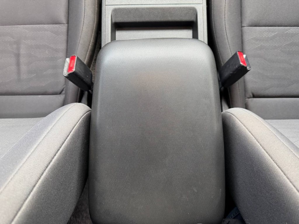 2022 Nissan Frontier Image 28