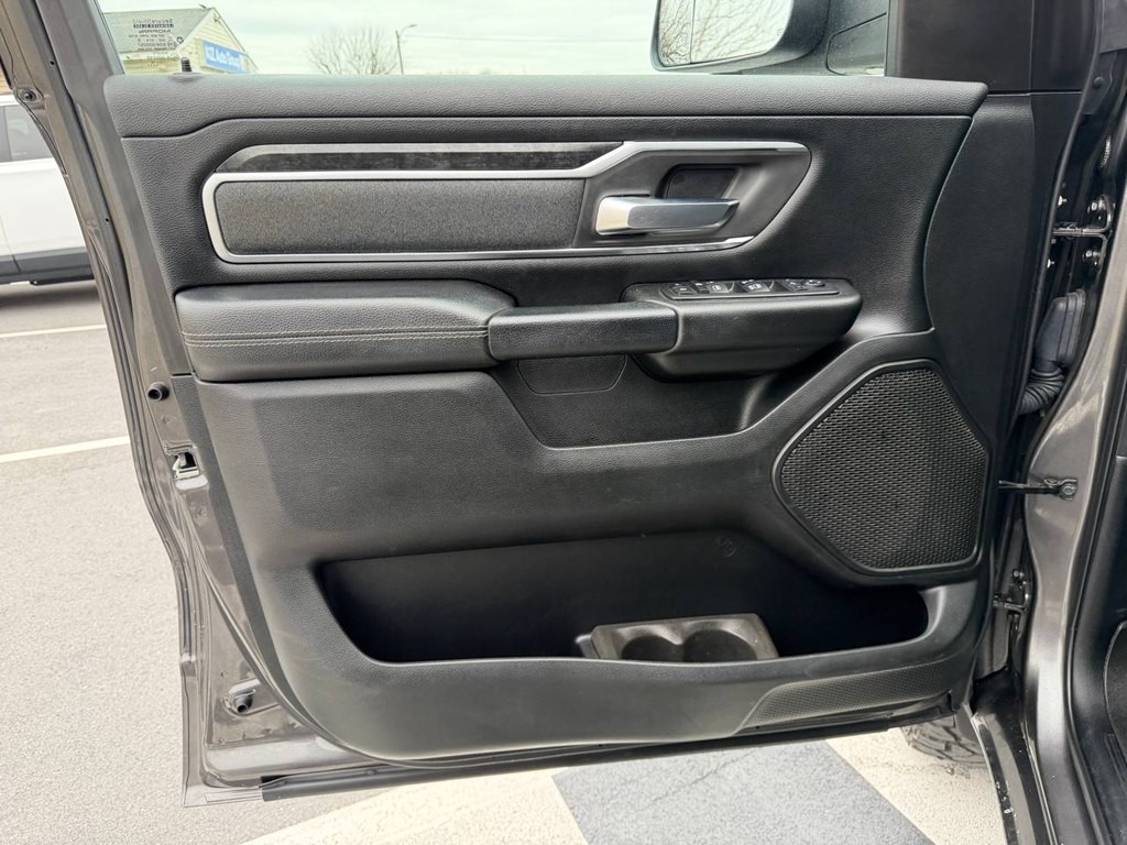 2019 RAM 1500 Image 16