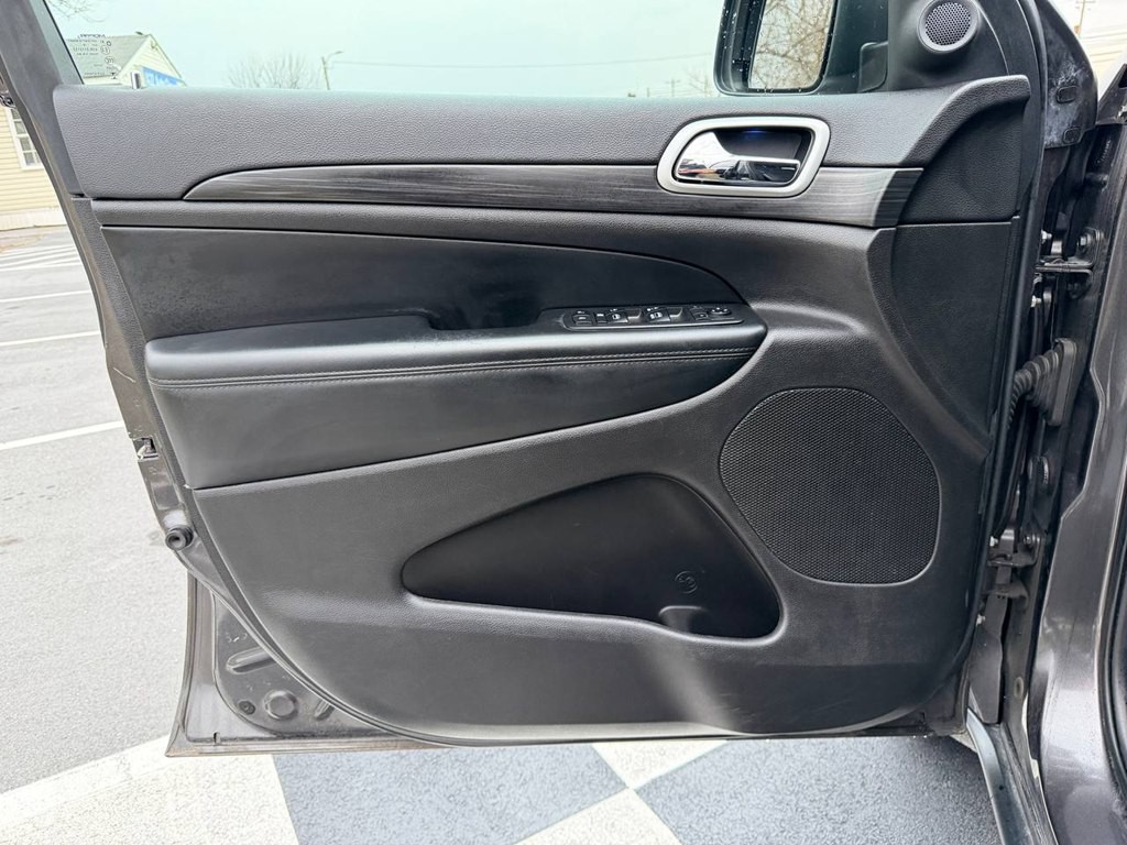 2019 Jeep Grand Cherokee Image 16