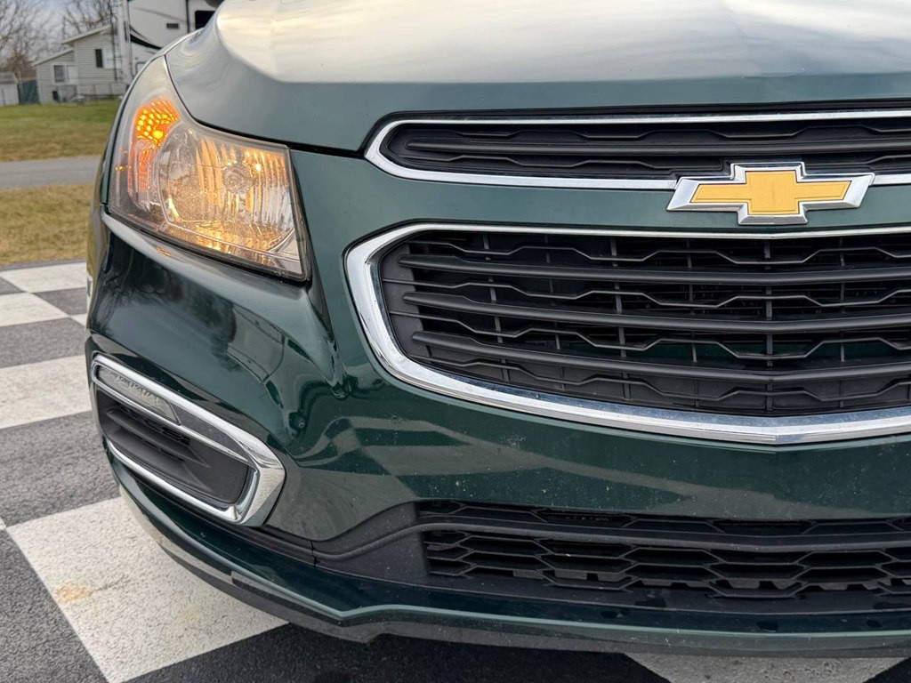 2015 Chevrolet Cruze Image 11