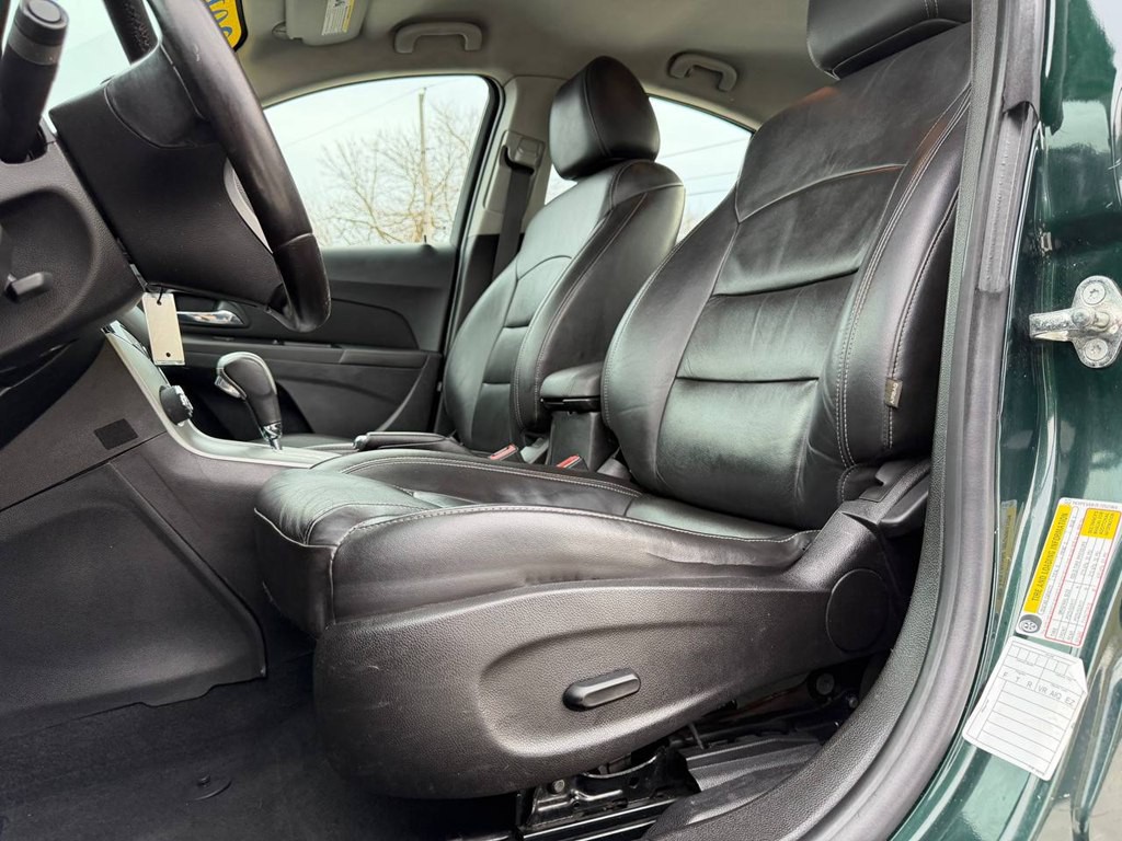 2015 Chevrolet Cruze Image 18