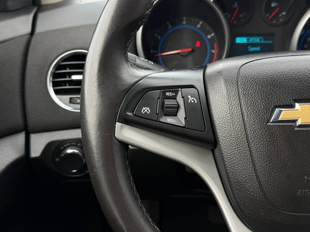 2015 Chevrolet Cruze Image 22