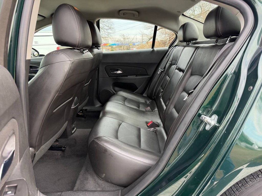 2015 Chevrolet Cruze Image 33
