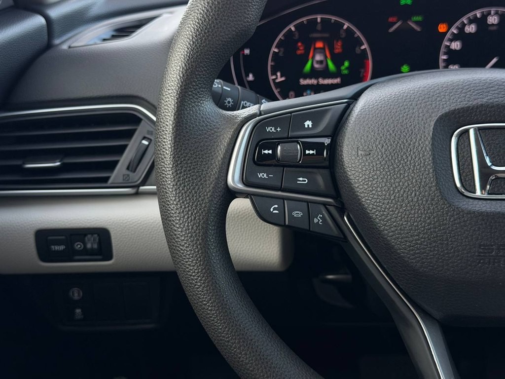 2019 Honda Accord Image 21